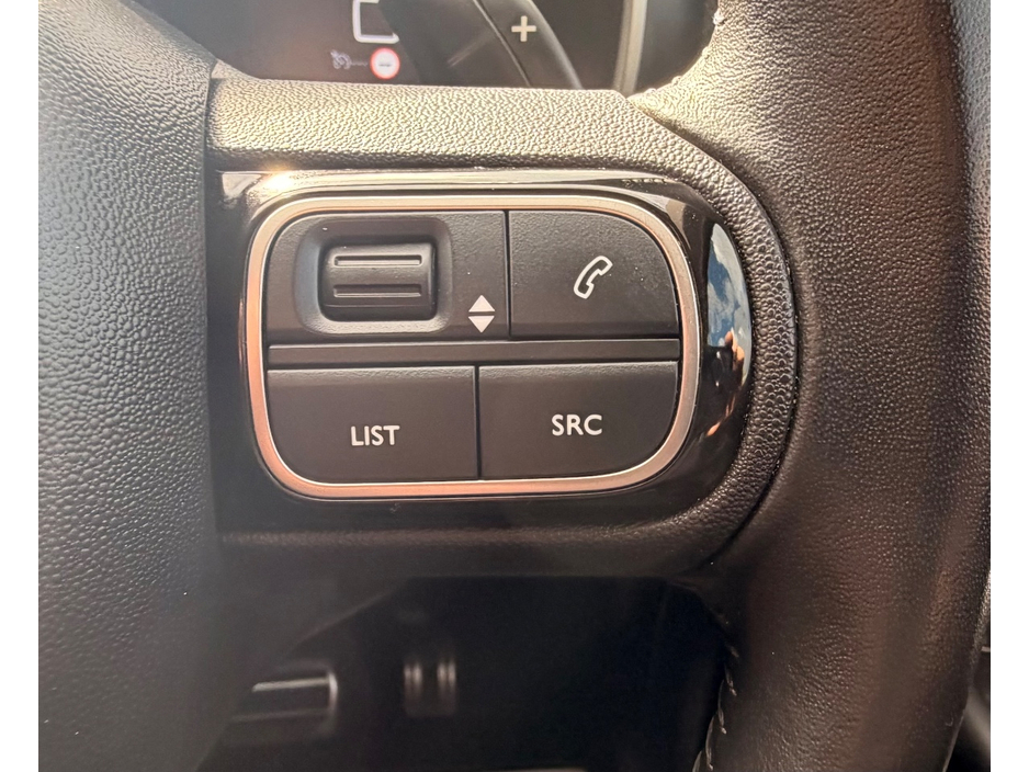 2023 Citroen C5 Aircross - image 22