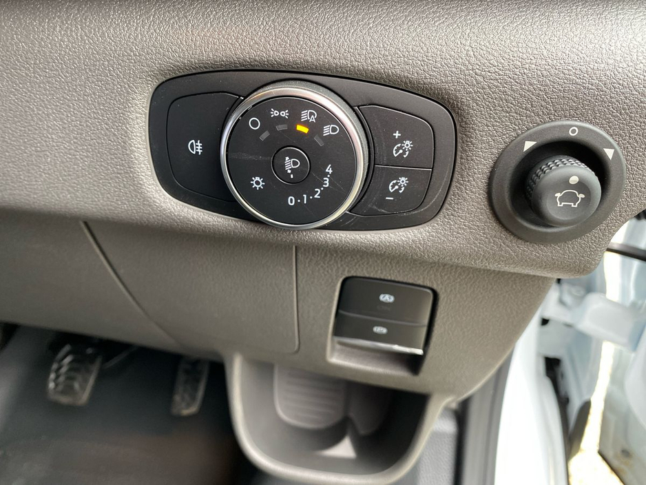 2026 Ford Transit - image 18