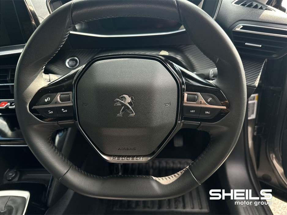 2022 Peugeot 2008 1.2 Petrol Allure 100BHP €23,450