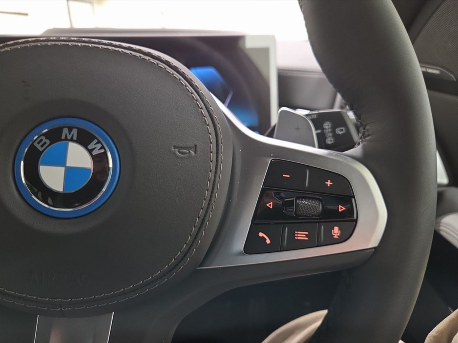 2026 BMW X5 xDrive50e M Sport