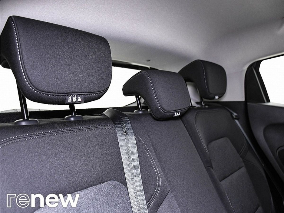 2022 Renault Clio - image 21