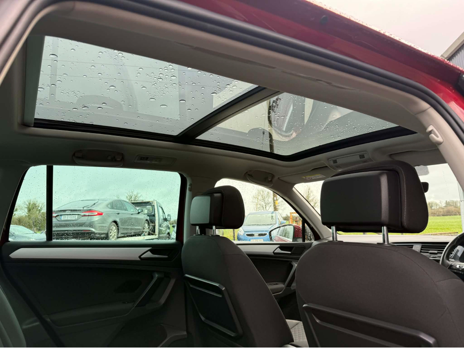 2019 Volkswagen Tiguan - image 13