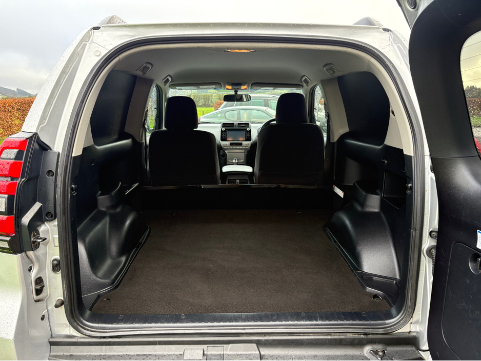 2018 Toyota Landcruiser 2.8 D4d AUTO SWB GX COMMERCIAL €39,950