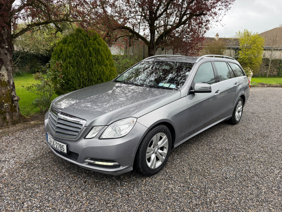 2012 Mercedes-Benz E Class - image 10