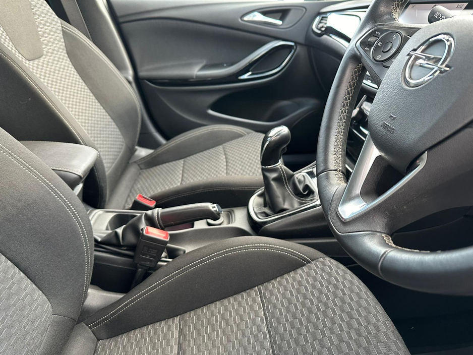 2018 Opel Astra - image 17