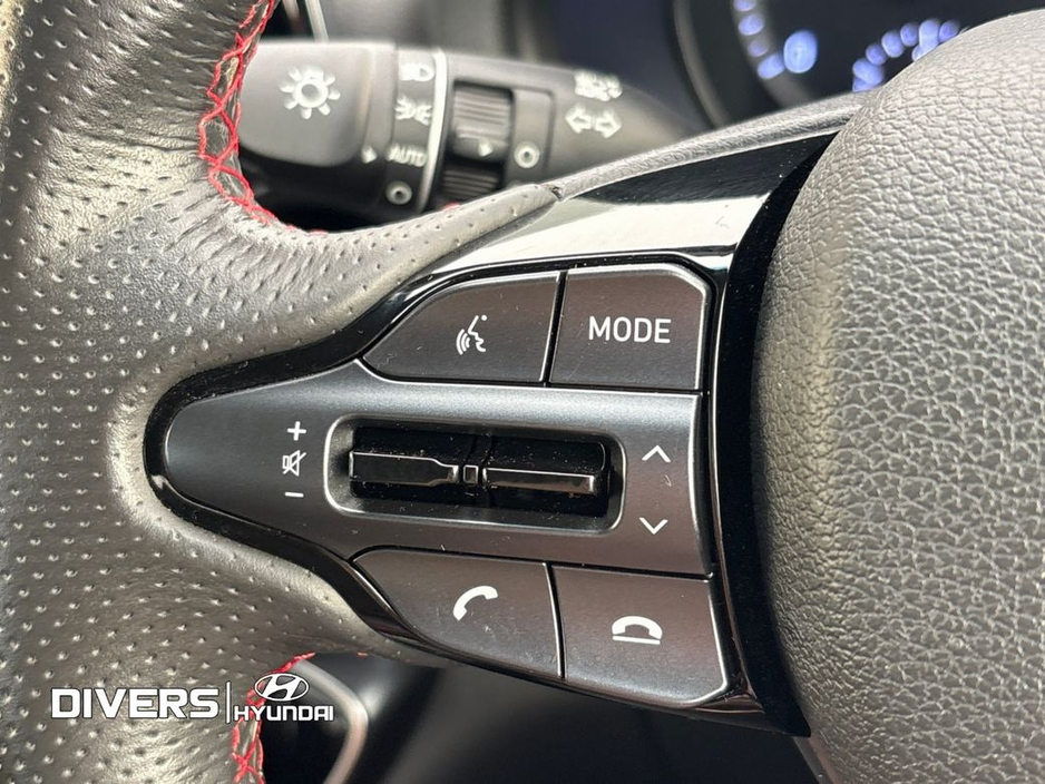 2023 Hyundai i30 - image 18