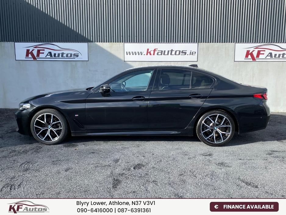 2020 BMW 5 Series - image 5