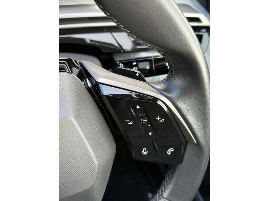 2025 Peugeot 3008 - image 31