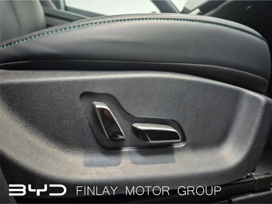 2025 BYD Seal U Boost PLUG-IN HYBRID 80km RANGE €40,950