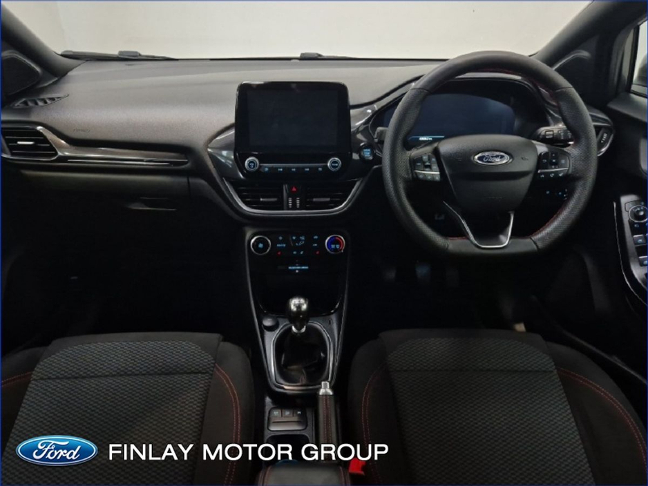 2024 Ford Puma - image 2