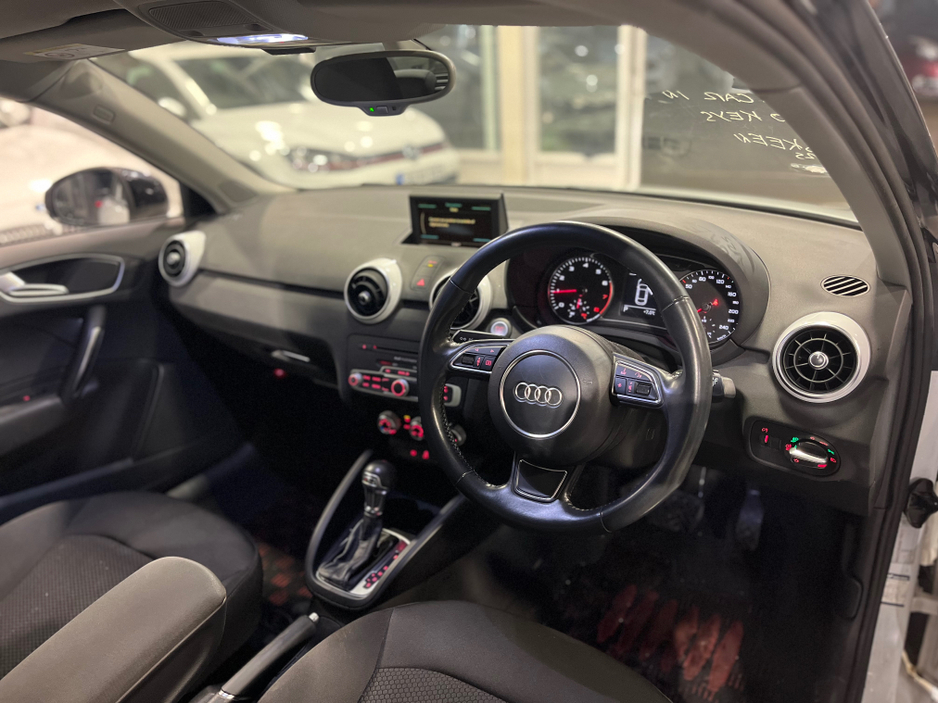 2015 Audi A1 DBA-8XCHZ 5DR 1.4 tfsi Sline auto €13,950