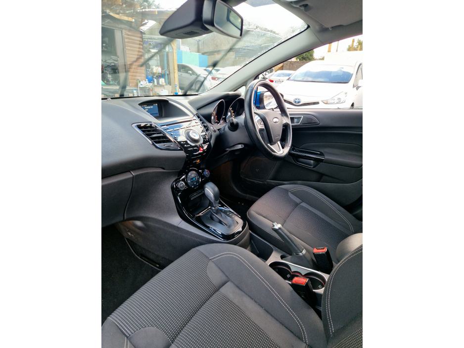 2016 Ford Fiesta 1.0l petrol Auto | High spec €11,450