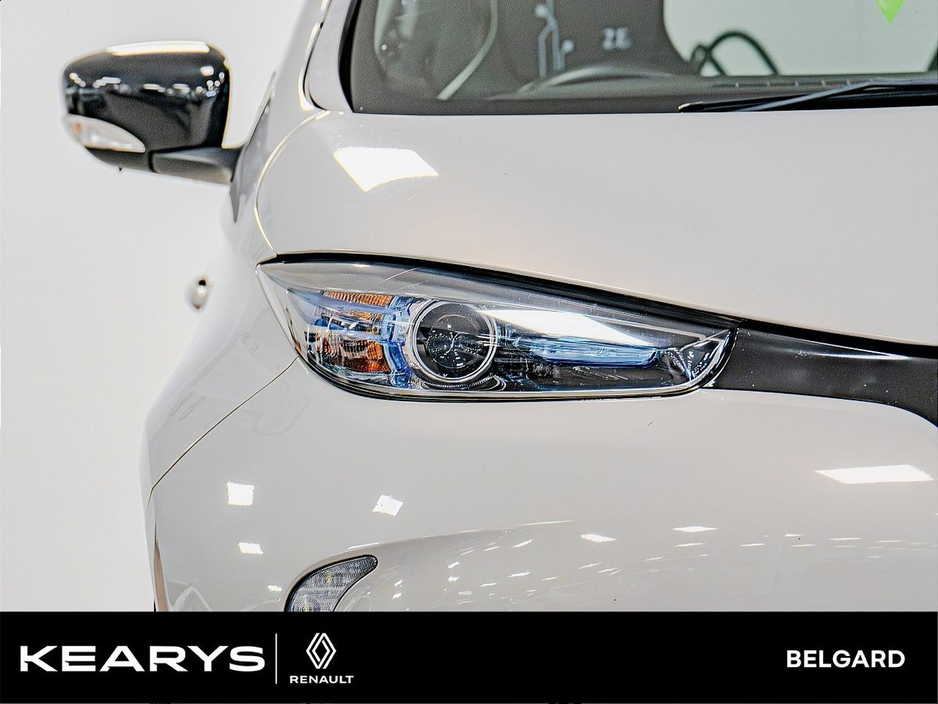2016 Renault Zoe - image 26