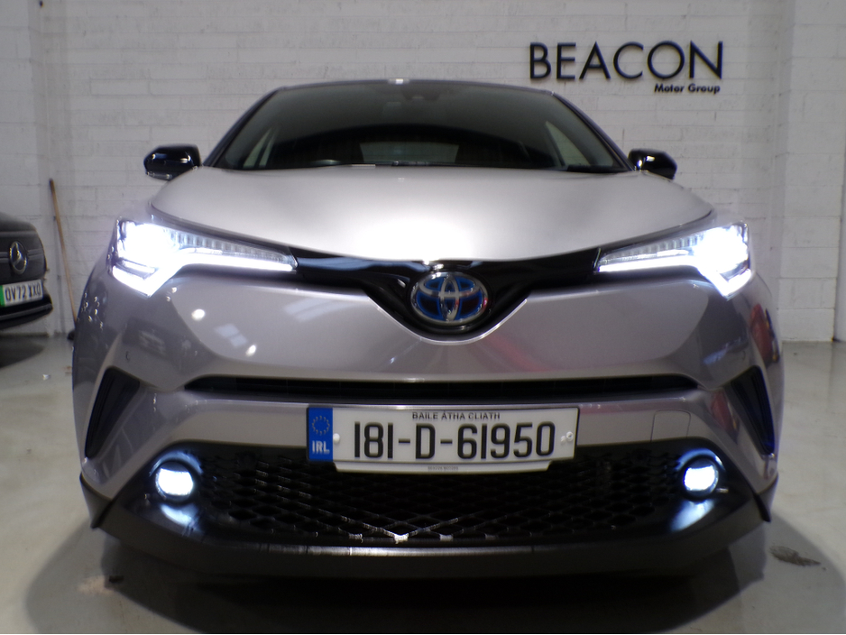 2018 Toyota C-HR 2018*32,000 MILES*HYBRID SPORT TOYOTA C-HR SELF CHARGING 1.8 AUTOMATIC*FANTASTIC CONDITION GREAT ON FUEL, POWER, COMFORT WITH A LOT OF SPACE ALL COMBINED FOR A FANTASTIC DRIVE. CAR COMES WITH FULL SAF €19,900
