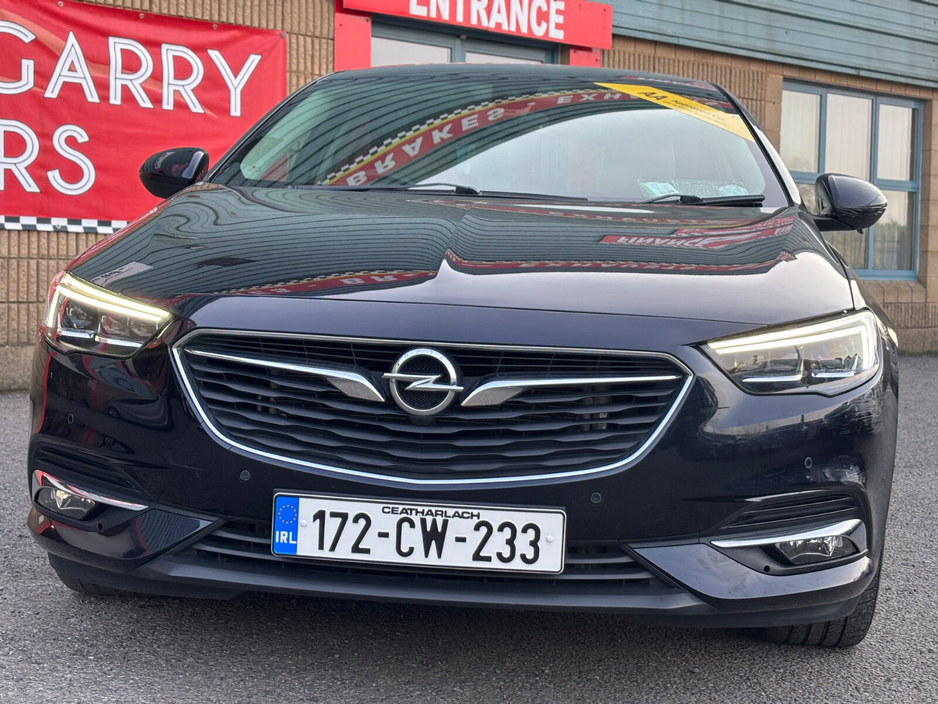 2017 Opel Insignia - image 3