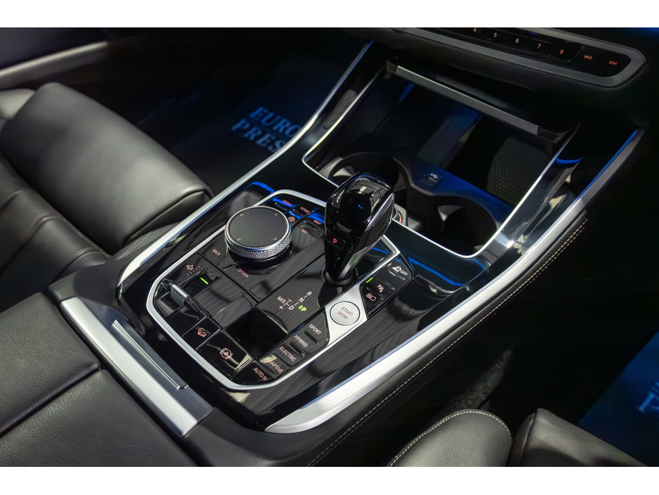 2022 BMW X5 xDrive45e M Sport €62,950