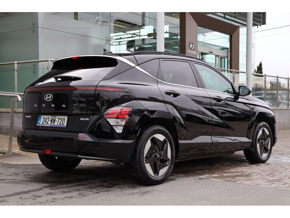 2024 Hyundai Kona - image 7