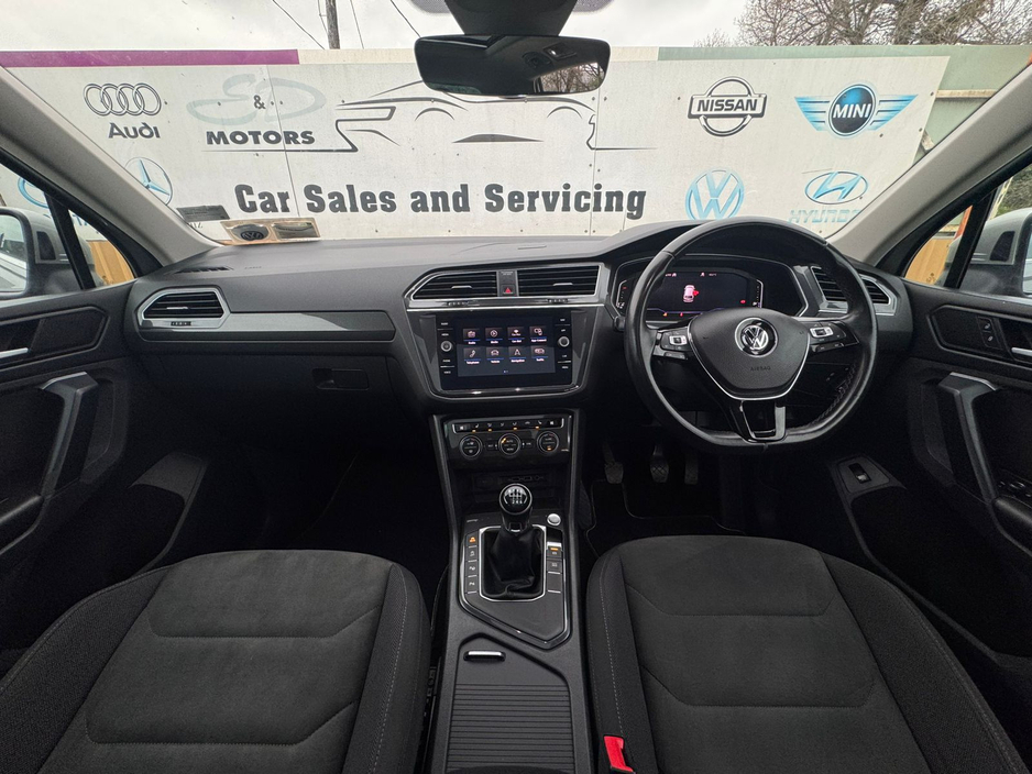 2019 Volkswagen Tiguan - image 30