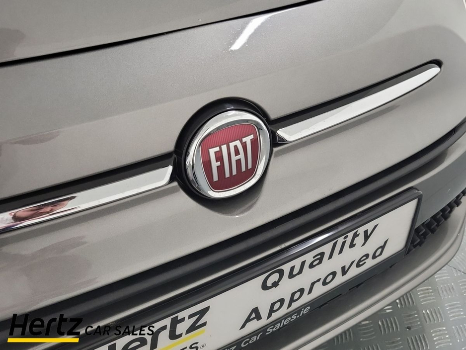 2023 Fiat 500 - image 9