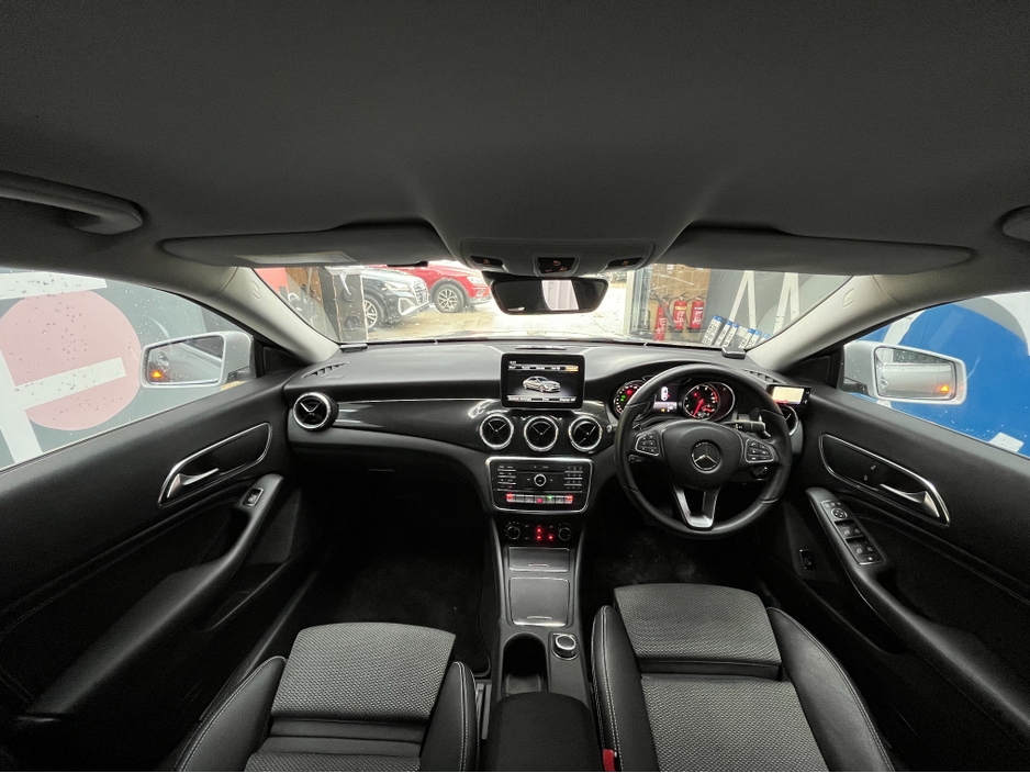 2018 Mercedes-Benz CLA Class €20950 2018 MERCEDES-BENZ CLA180 AMG STYLE 1.6 AUTOMATIC / CRUISE CONTROL / REVERSE CAMERA / HEATED SEATS / PADDLE SHIFTERS €20,950
