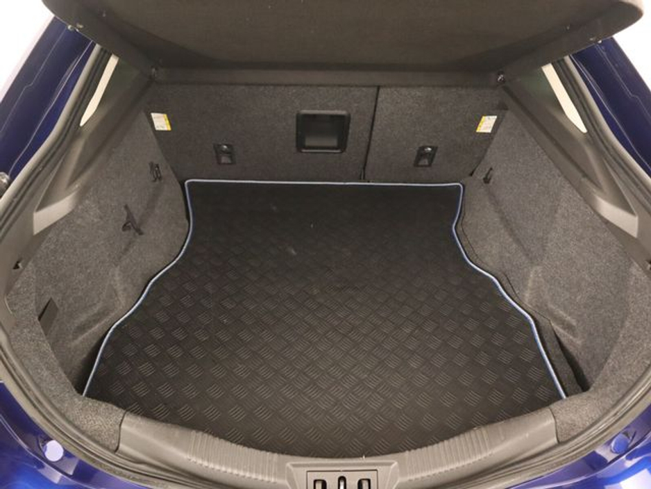 2017 Ford Mondeo - image 15