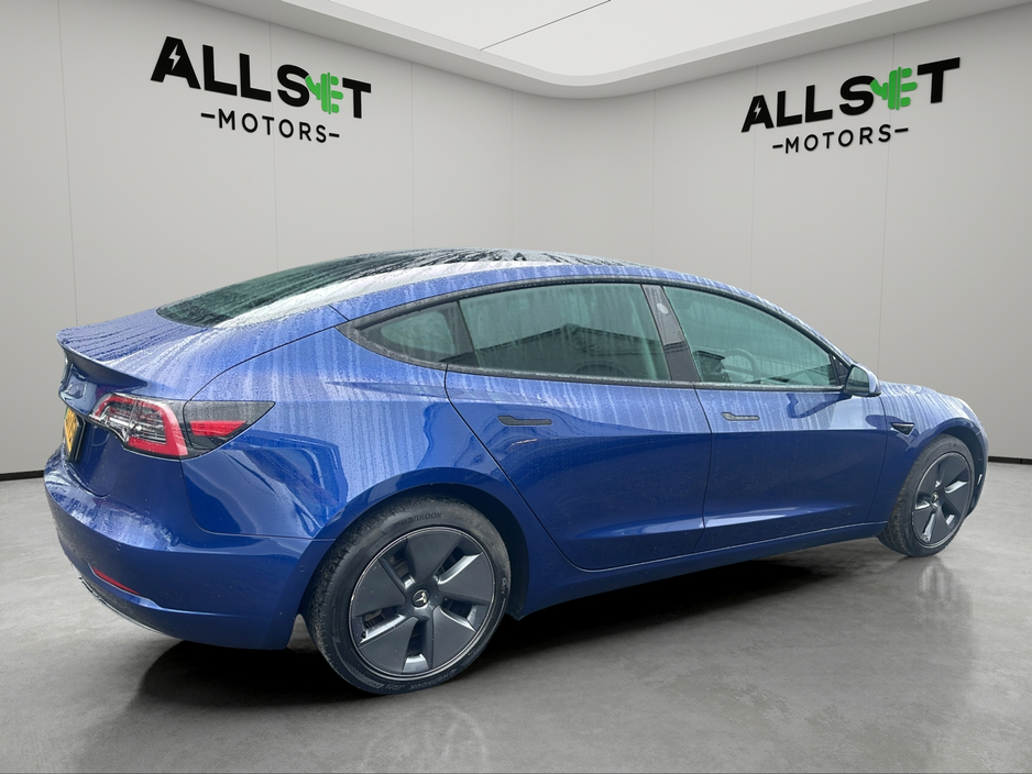2021 Tesla Model 3 STANDARD RANGE PLUS €23,995