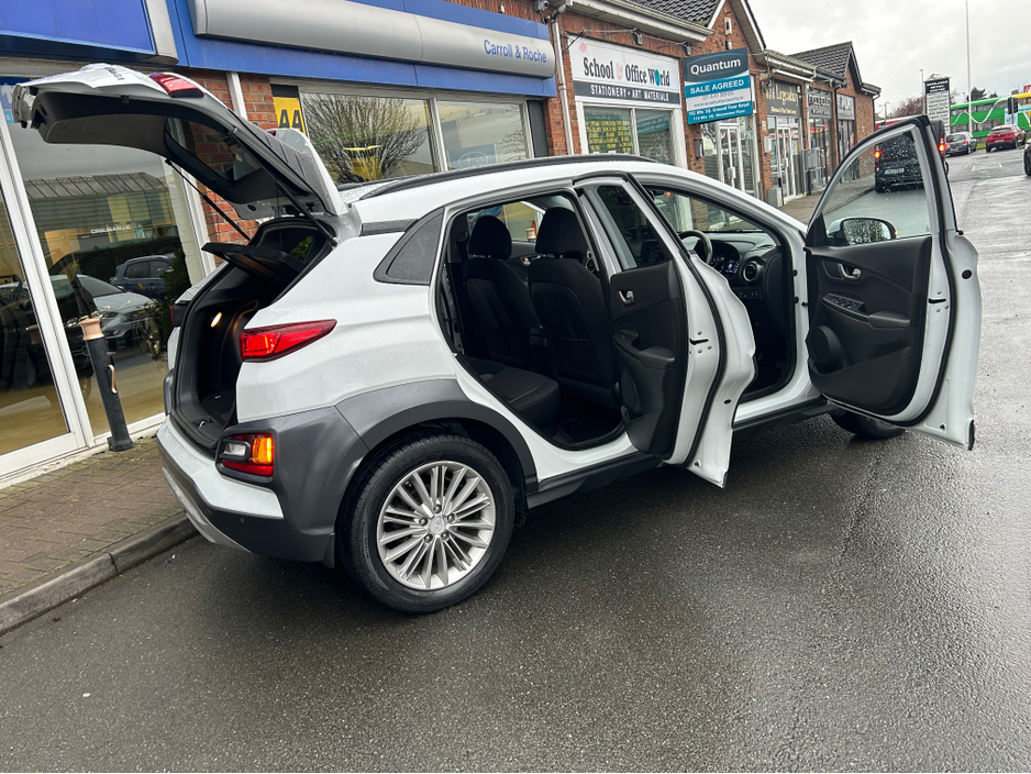 2018 Hyundai Kona - image 30