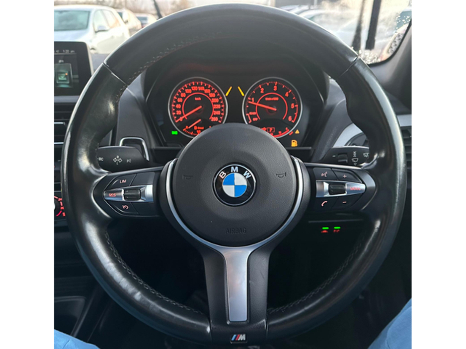 2016 BMW 1 Series - image 17
