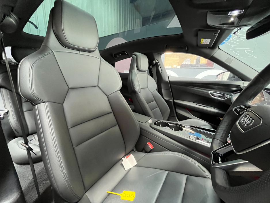 2023 Audi e-tron GT quattro - image 12