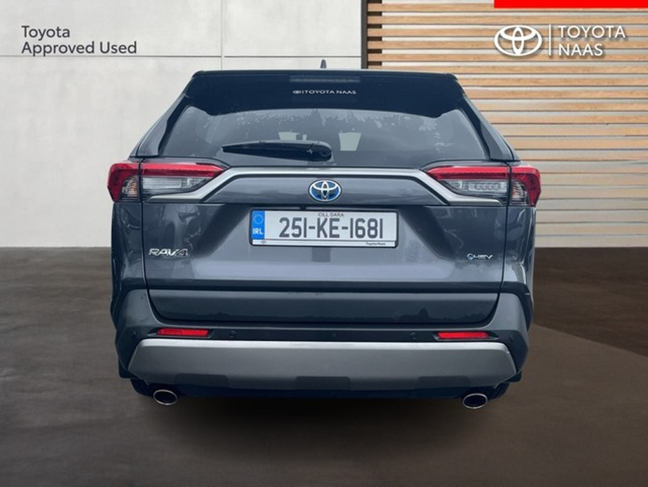 2025 Toyota Rav4 - image 4