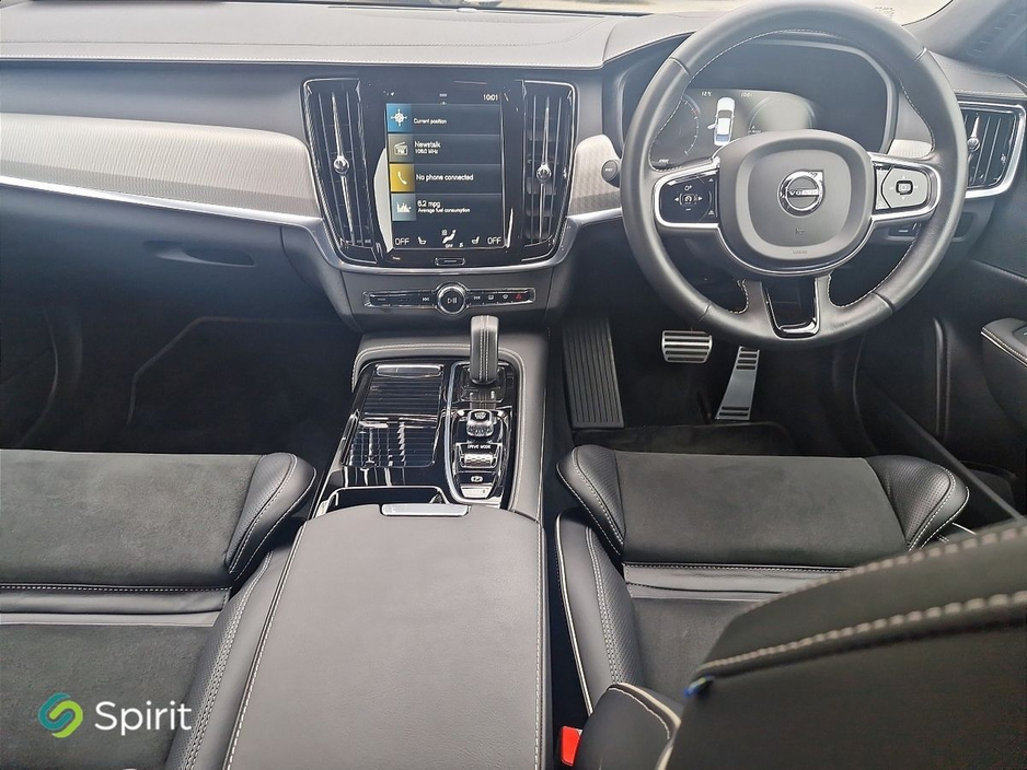 2021 Volvo S90 - image 4