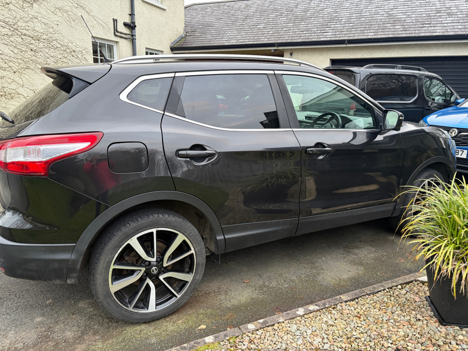 2017 Nissan Qashqai - image 10