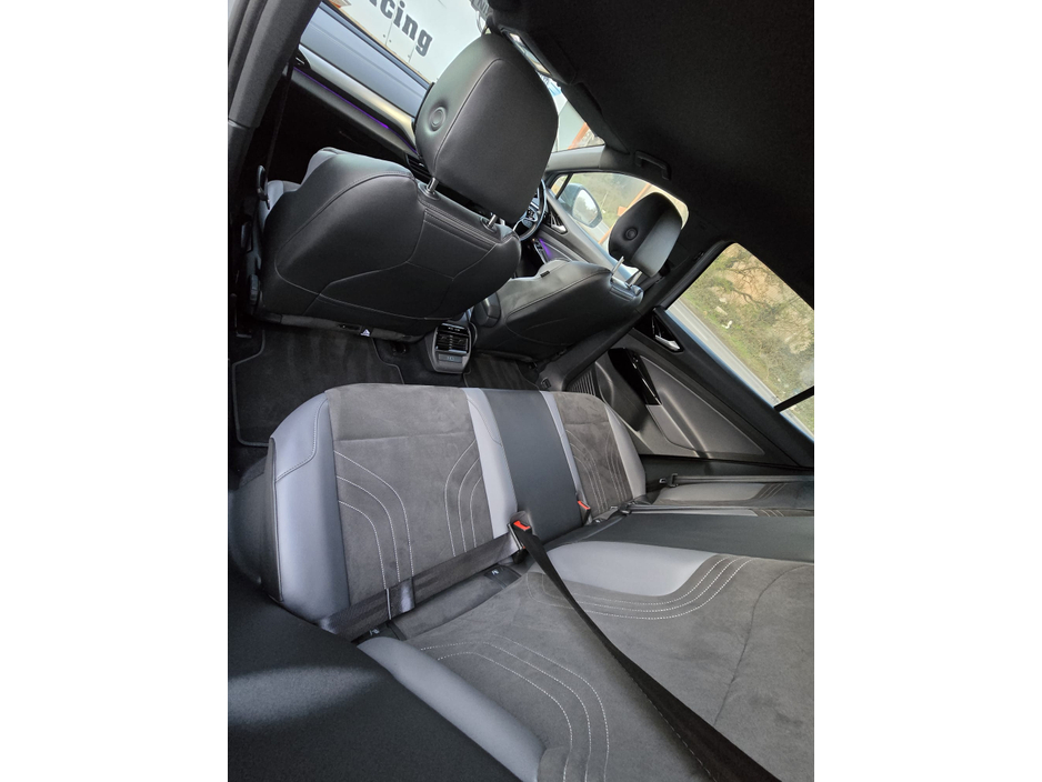 2023 Volkswagen ID.5 - image 13