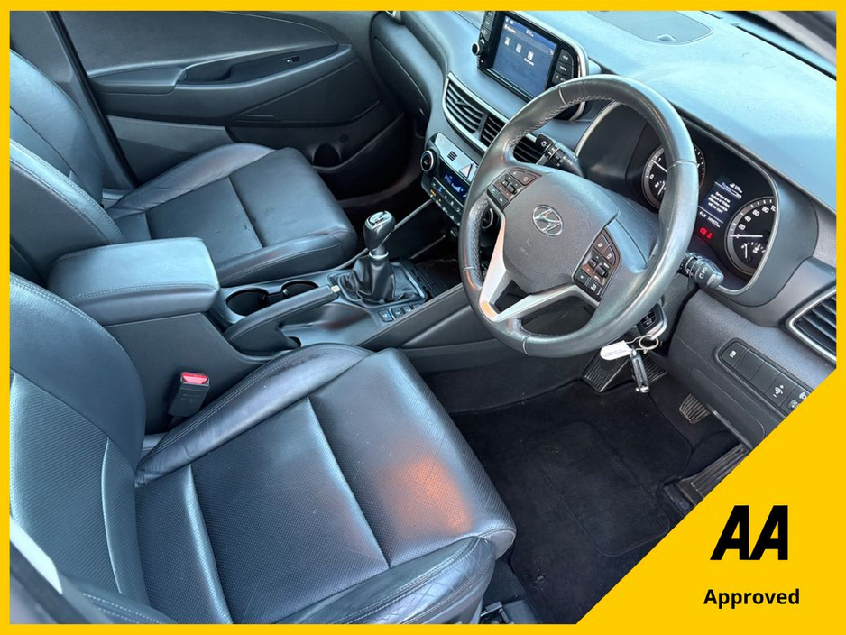 2019 Hyundai Tucson - image 2