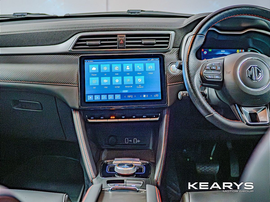 2023 MG ZS - image 13