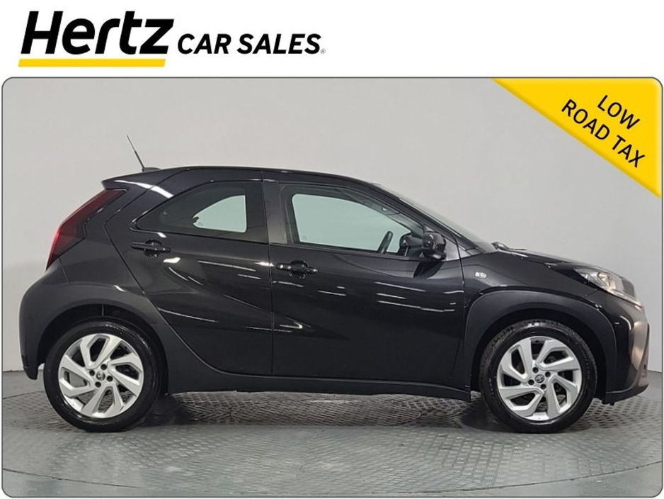 2023 Toyota Aygo X - image 3
