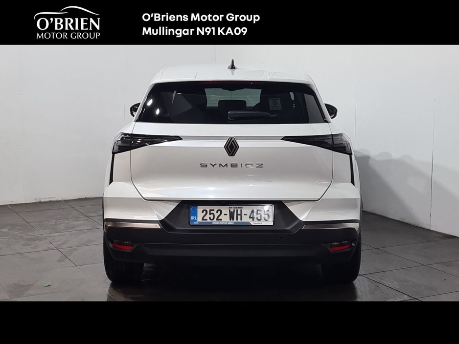 2025 Renault Symbioz techno TCe 140 E06X €32,900