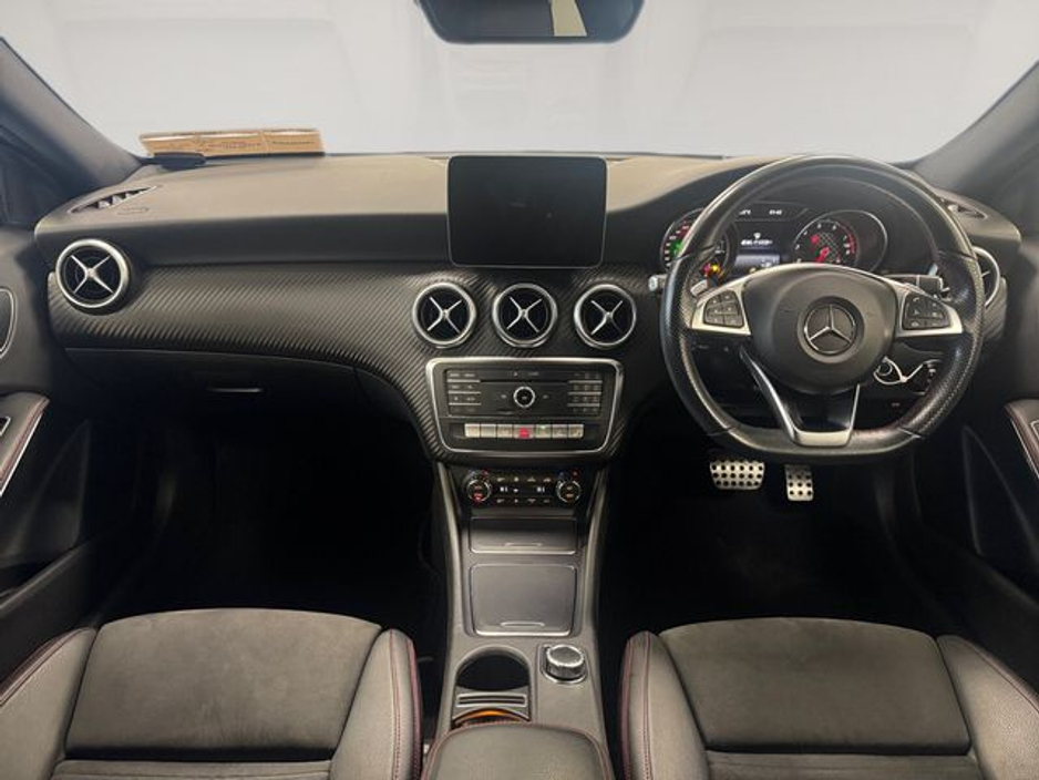 2017 Mercedes-Benz A Class A 180 AMG LINE A/T €17,950