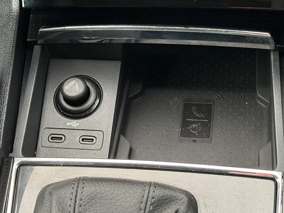 2020 Skoda Kodiaq - image 25