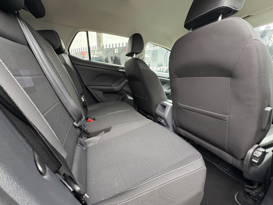 2021 Volkswagen T-Cross - image 14