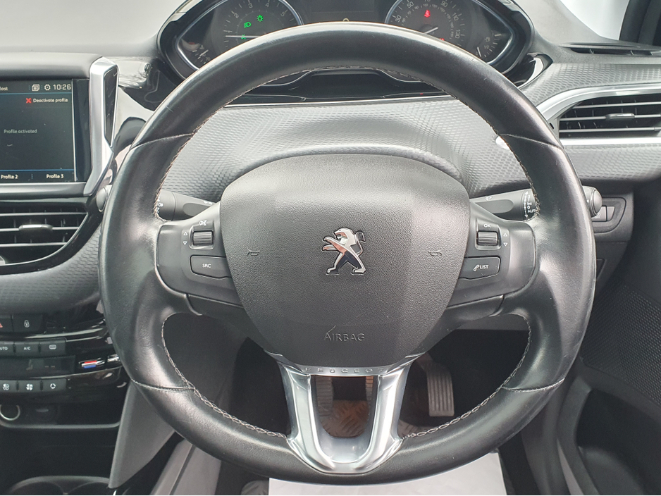 2019 Peugeot 2008 ALLURE PREMIUM 1.2L PETROL 82BHP MANUAL NCT 02/28 FINANCE AVAILABLE @ €49 PER WEEK 2 KEYS/ PAN ROOF/ PARKING SENSORS/ HALF LEATHER SEATS/ TOUCH SCREEN MEDIA/ HISTORY CHECKED €10,900