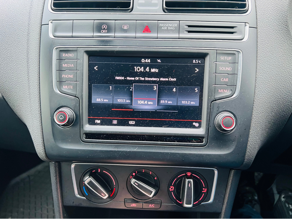 2014 Volkswagen Polo 1.2 AUTO // LOW MILEAGE // 2 KEYS €10,950