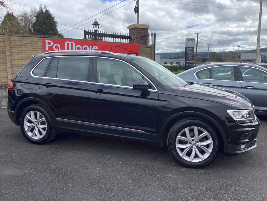 2019 Volkswagen Tiguan - image 3