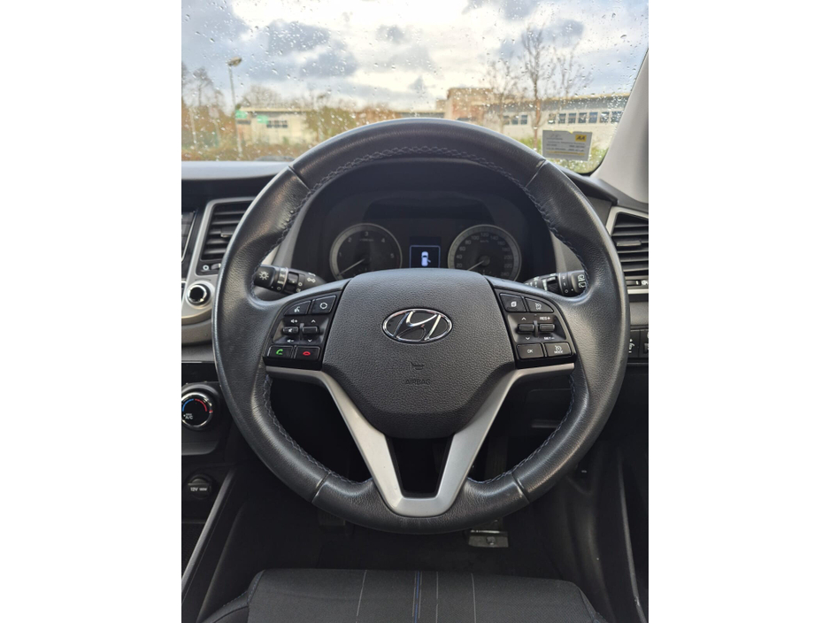 2018 Hyundai Tucson - image 13