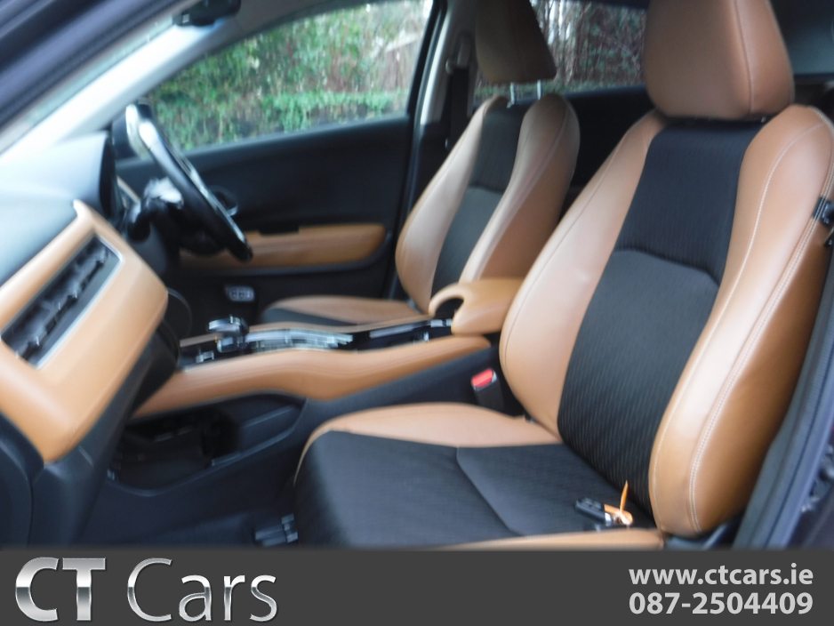 2018 Honda Vezel - image 9