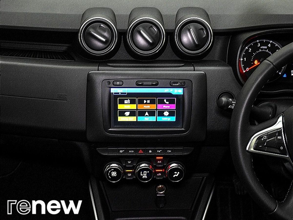 2022 Dacia Duster - image 22