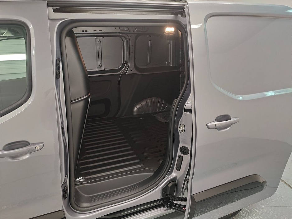 2025 Citroen Berlingo ENTERPRISE PLUS From €107 Per Week €23,284