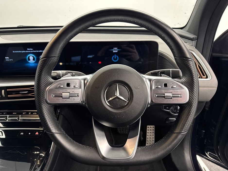2022 Mercedes-Benz EQC - image 13