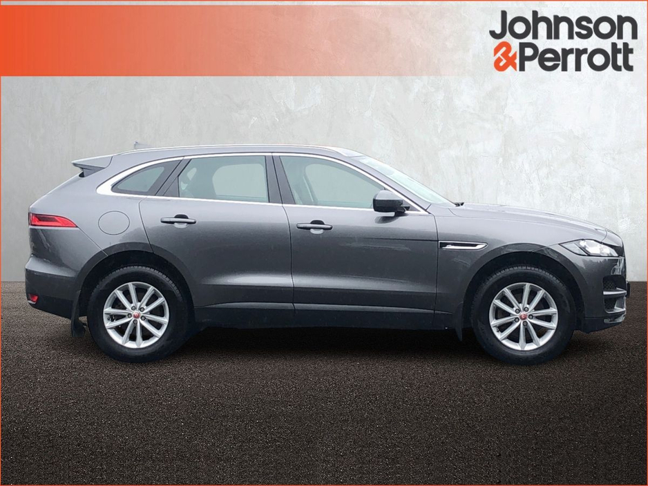 2018 Jaguar F-Pace RWD 2.0 D 163PS Prestige €21,900