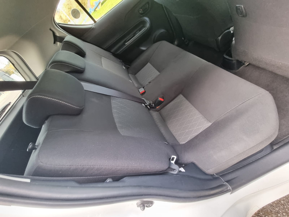 2018 Toyota Aqua - image 14